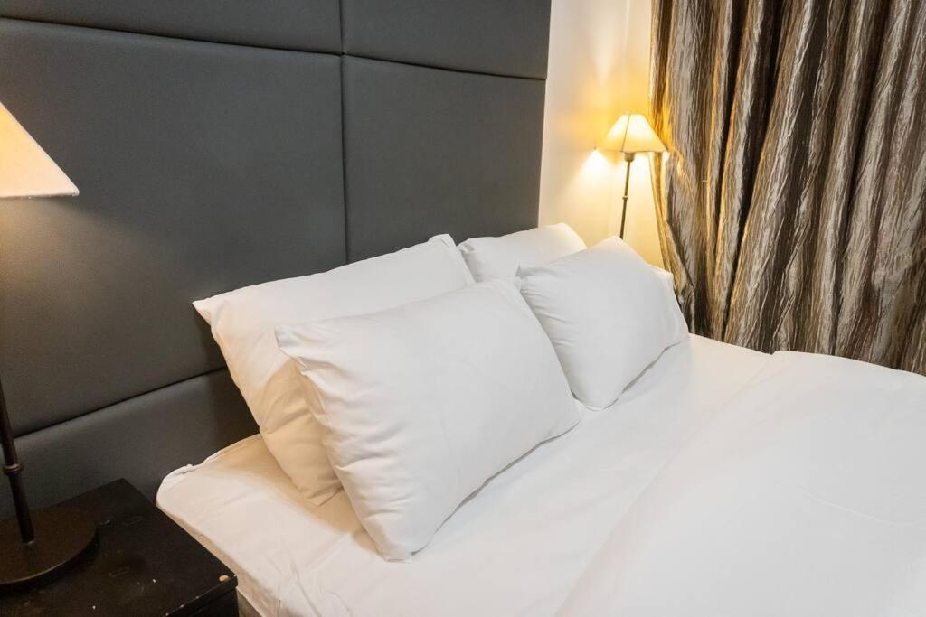 Апартаменты A2J Luxury 1Br Near Venice Mall Bgc Taguig Манила Экстерьер фото